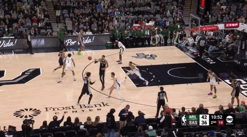 1704428944229069549.gif 202401050917344572.gif